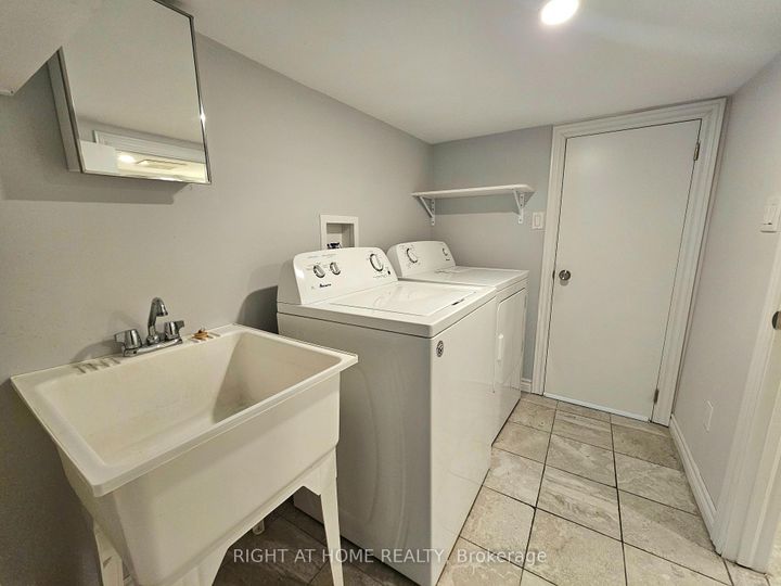 Photo 38 at 50 Argyle Street, Bellwoods, Toronto