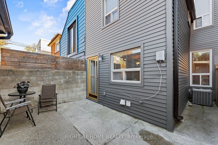 Photo 39 at 50 Argyle Street, Bellwoods, Toronto