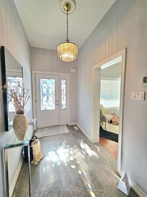 Photo 7 at 50 Argyle Street, Bellwoods, Toronto