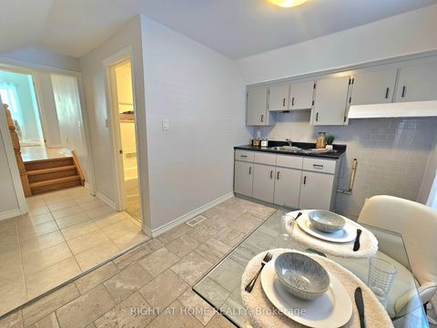 Photo 31 at 50 Argyle Street, Bellwoods, Toronto