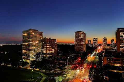 Photo 37 at 806 - 6 Parkwood Avenue, Casa Loma, Toronto