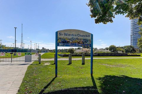 Photo 43 at 806 - 6 Parkwood Avenue, Casa Loma, Toronto