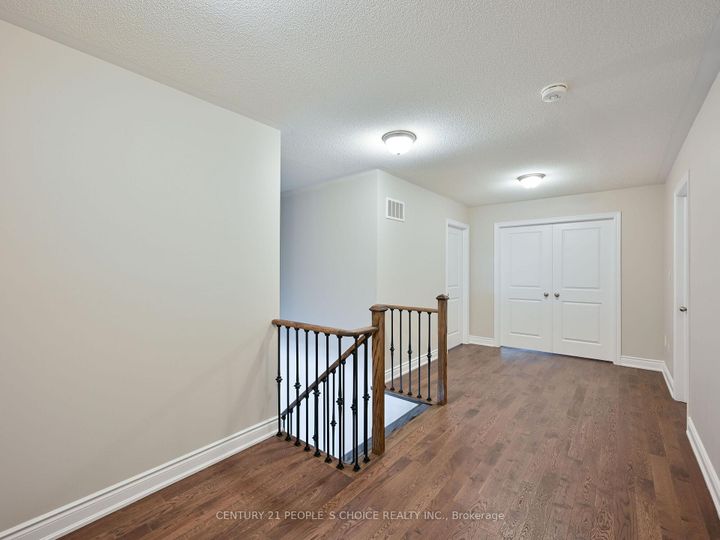 Photo 24 at 12 Junior Road, Northwest Brampton, Brampton