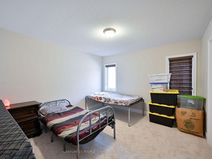 Photo 30 at 12 Junior Road, Northwest Brampton, Brampton