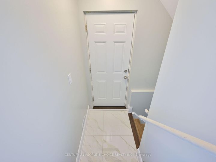 Photo 38 at 12 Junior Road, Northwest Brampton, Brampton