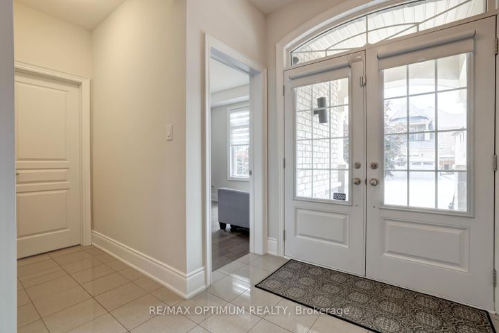 Photo 5 at 1 Alameda Street, Bram West, Brampton