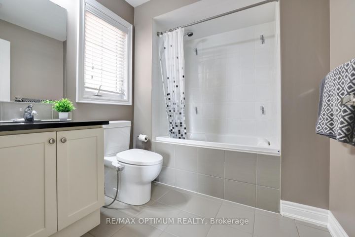 Photo 32 at 1 Alameda Street, Bram West, Brampton