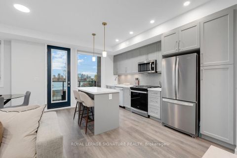 Photo 2 at 4 - 1467 O'Connor Drive, Parkview, Toronto