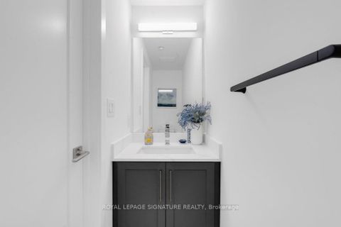 Photo 21 at 4 - 1467 O'Connor Drive, Parkview, Toronto