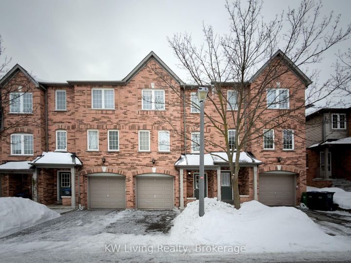 Photo 16 at 6 - 180 Forum Drive, Hurontario, Mississauga