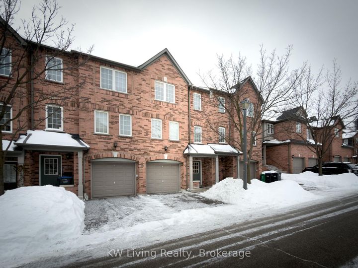Photo 17 at 6 - 180 Forum Drive, Hurontario, Mississauga