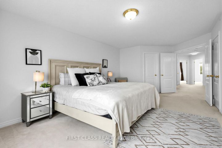 Photo 20 at 36 - 8 Townwood Drive, Jefferson, Richmond Hill