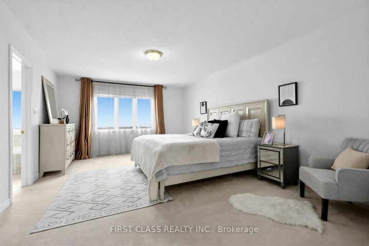 Photo 21 at 36 - 8 Townwood Drive, Jefferson, Richmond Hill