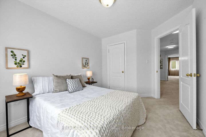 Photo 26 at 36 - 8 Townwood Drive, Jefferson, Richmond Hill