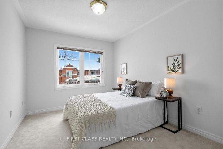 Photo 27 at 36 - 8 Townwood Drive, Jefferson, Richmond Hill