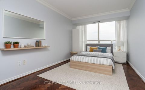 Photo 6 at 808 - 1 Clark Avenue W, Yorkhill, Vaughan