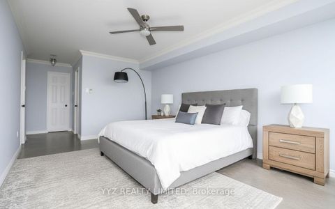 Photo 7 at 808 - 1 Clark Avenue W, Yorkhill, Vaughan