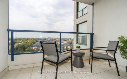 Photo 11 at 808 - 1 Clark Avenue W, Yorkhill, Vaughan