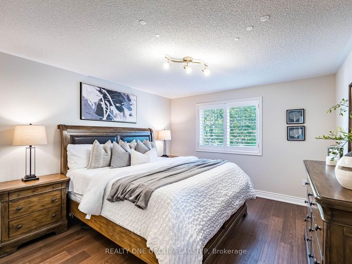 Photo 30 at 5290 Hilton Court, Central Erin Mills, Mississauga