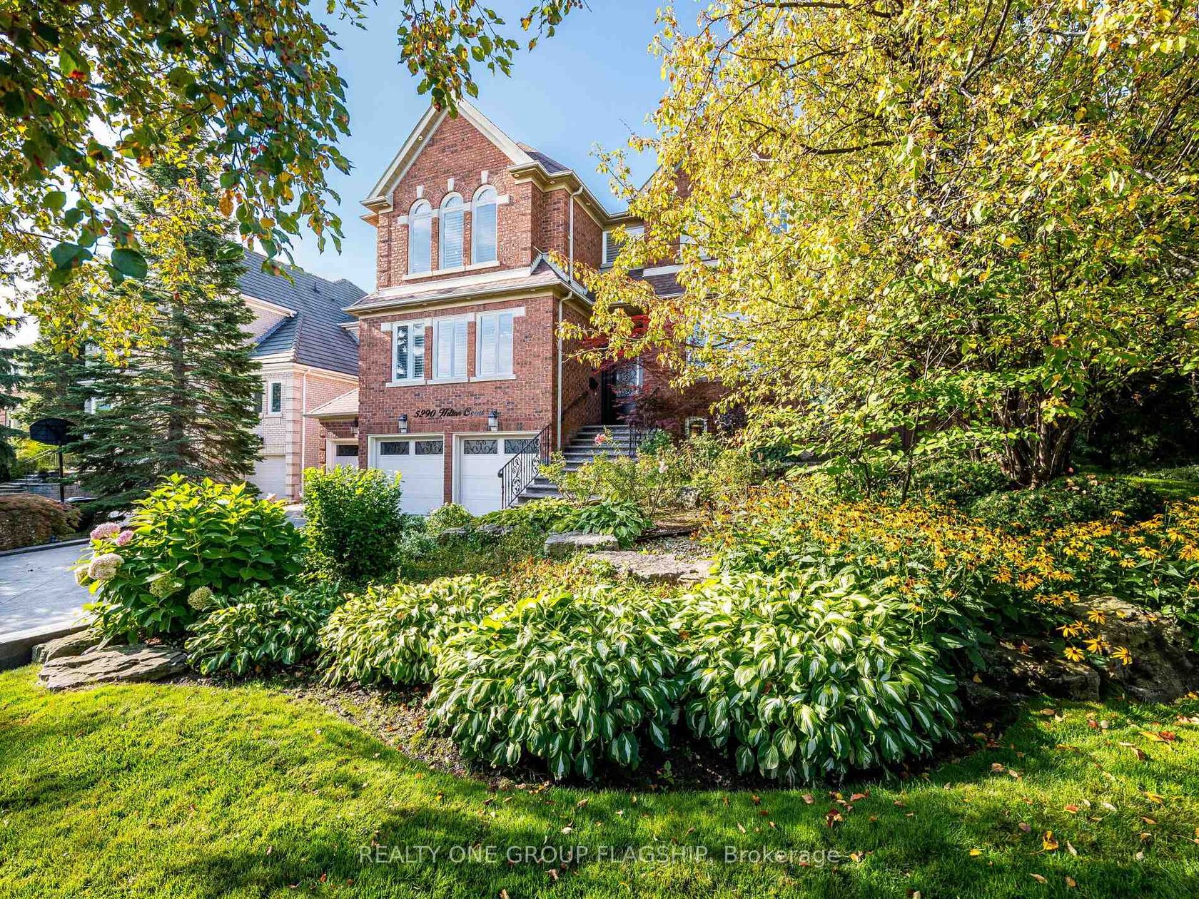 5290 Hilton Court, Central Erin Mills, Mississauga 2