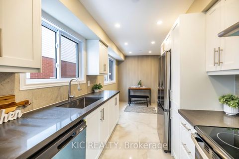 Photo 12 at 16 Turnberry Crescent, Courtice, Clarington