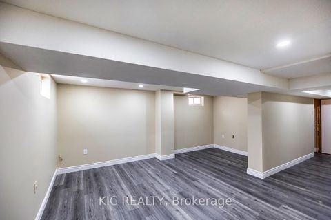 Photo 29 at 16 Turnberry Crescent, Courtice, Clarington