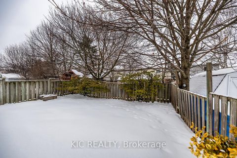 Photo 33 at 16 Turnberry Crescent, Courtice, Clarington