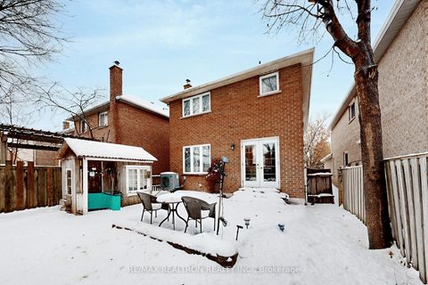 Photo 45 at 45 Newmill Crescent, Devonsleigh, Richmond Hill