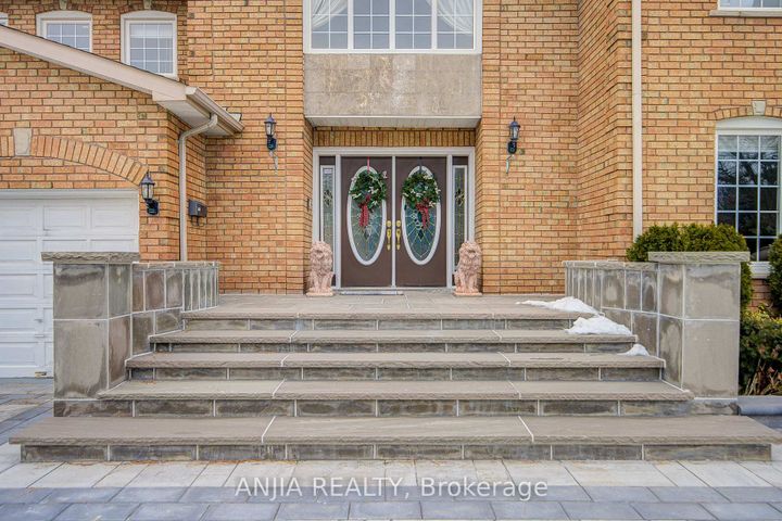 Photo 2 at 145 Beckenridge Drive, Milliken Mills East, Markham