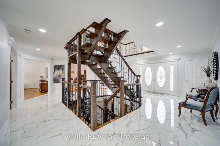 Photo 15 at 145 Beckenridge Drive, Milliken Mills East, Markham