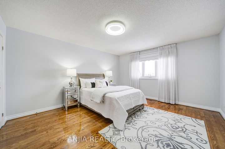 Photo 25 at 145 Beckenridge Drive, Milliken Mills East, Markham