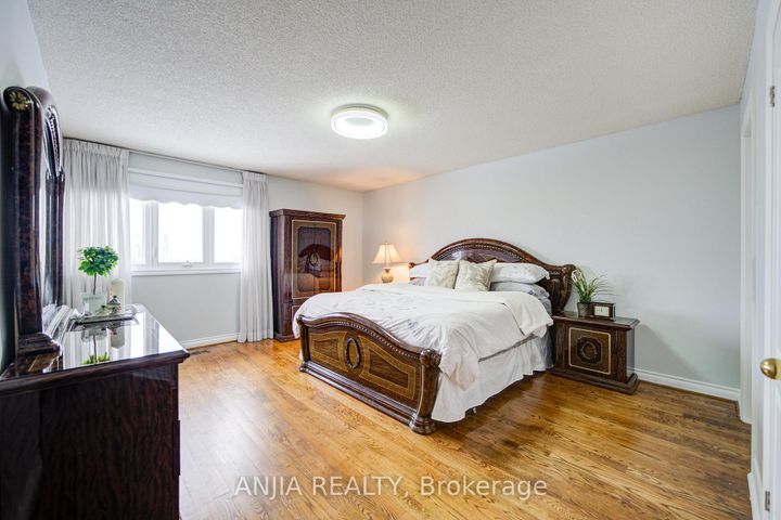 Photo 27 at 145 Beckenridge Drive, Milliken Mills East, Markham