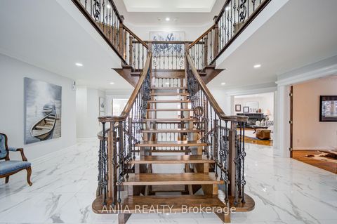 Photo 6 at 145 Beckenridge Drive, Milliken Mills East, Markham