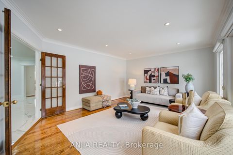 Photo 8 at 145 Beckenridge Drive, Milliken Mills East, Markham