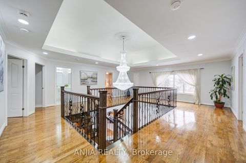 Photo 20 at 145 Beckenridge Drive, Milliken Mills East, Markham