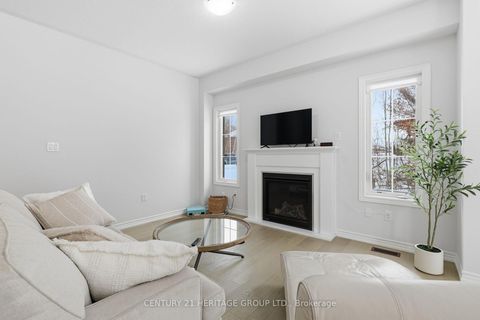 Photo 2 at 8 Scotia Road, Sutton & Jackson's Point, Georgina