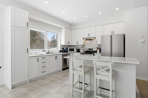 Photo 5 at 8 Scotia Road, Sutton & Jackson's Point, Georgina