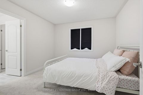 Photo 17 at 8 Scotia Road, Sutton & Jackson's Point, Georgina