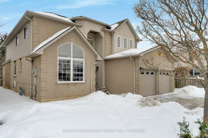 Photo 1 at 191 Hawkswood Trail, Carpenter, Hamilton