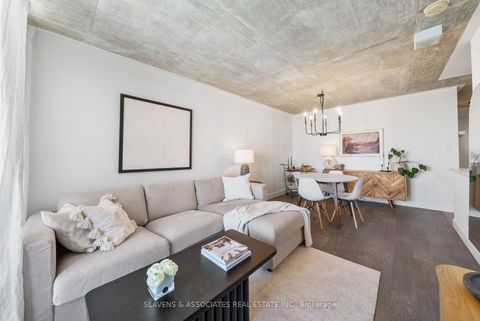 Photo 4 at 1402 - 1369 Bloor Street W, Dufferin Grove, Toronto