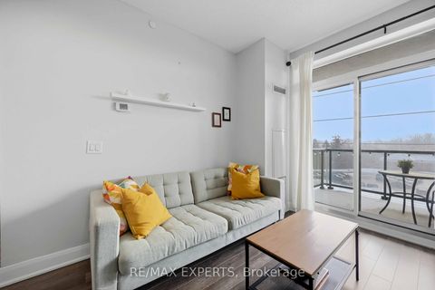 Photo 13 at 501 - 4700 HIGHWAY 7 Road S, East Woodbridge, Vaughan