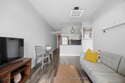 Photo 15 at 501 - 4700 HIGHWAY 7 Road S, East Woodbridge, Vaughan