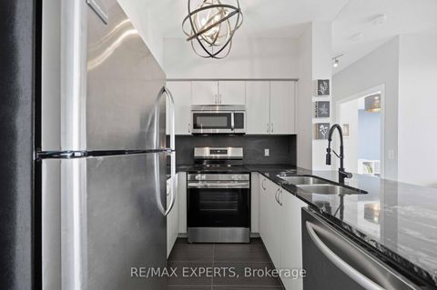 Photo 25 at 501 - 4700 HIGHWAY 7 Road S, East Woodbridge, Vaughan