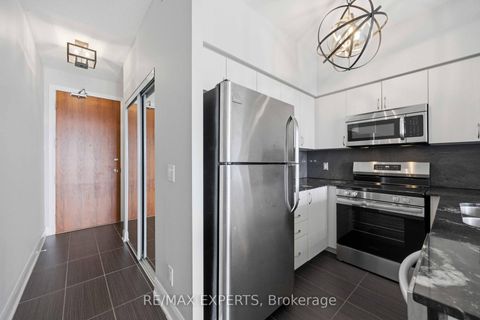 Photo 27 at 501 - 4700 HIGHWAY 7 Road S, East Woodbridge, Vaughan