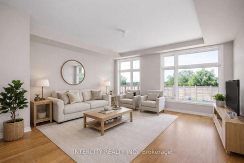 Photo 5 at 29 Drainie Street, Elder Mills, Vaughan