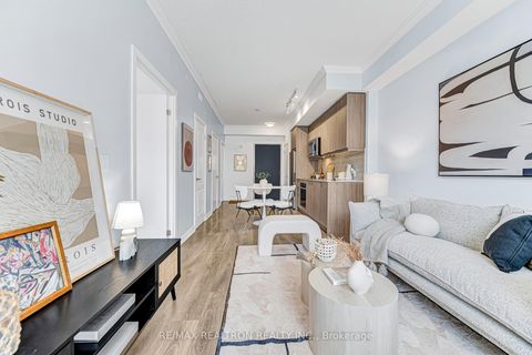 Photo 2 at 411 - 38 Forest Manor Road, Henry Farm, Toronto