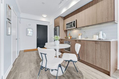 Photo 22 at 411 - 38 Forest Manor Road, Henry Farm, Toronto