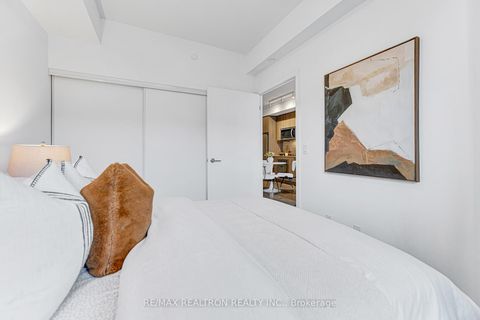 Photo 27 at 411 - 38 Forest Manor Road, Henry Farm, Toronto