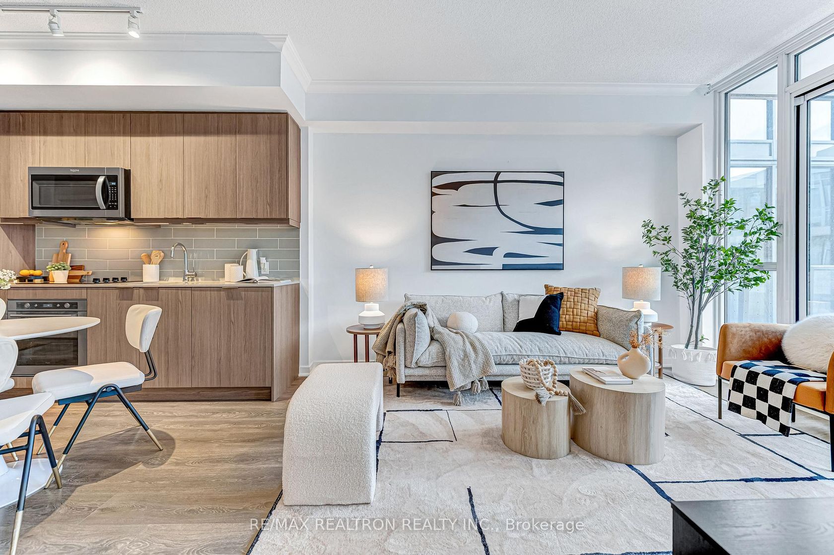 411 - 38 Forest Manor Road, Henry Farm, Toronto 