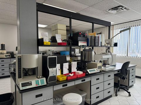 Photo 9 at 521 - 1200 Markham Road, Woburn, Toronto